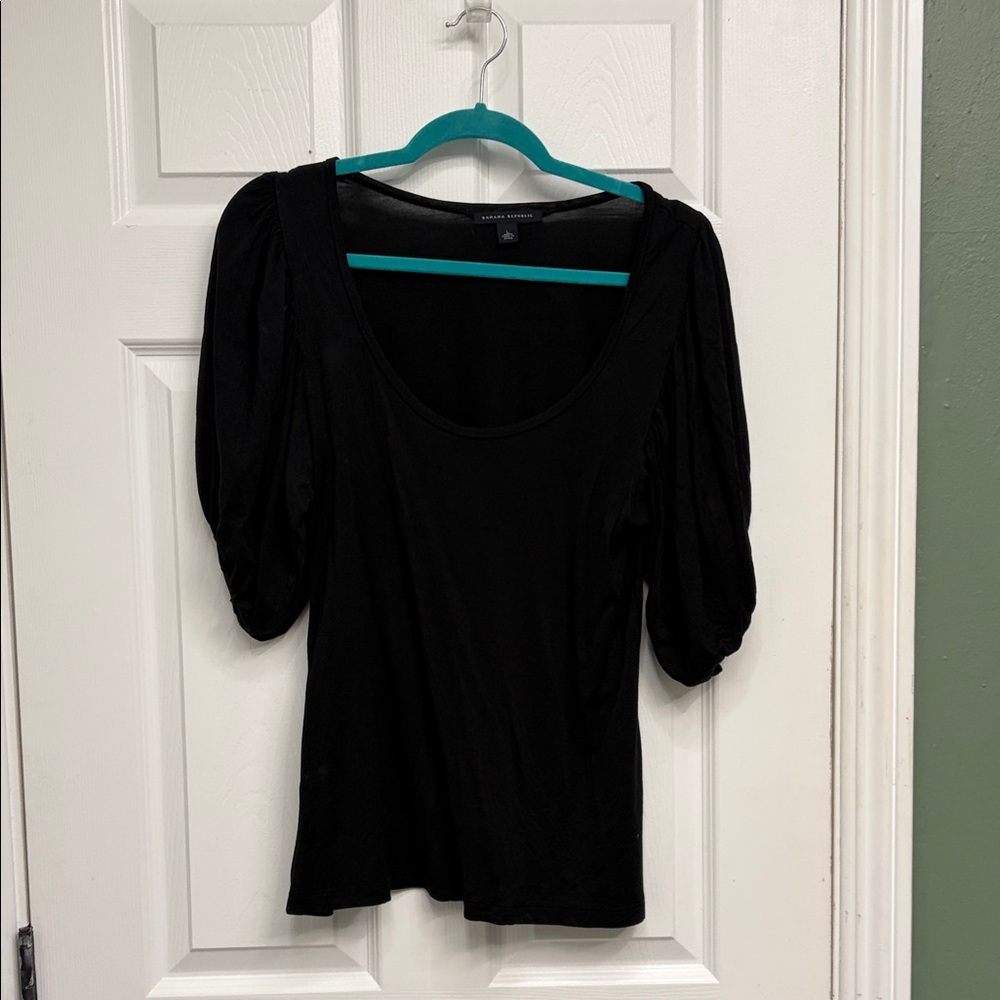 Banana Republic Black Scoop Neck Puff Sleeve Top